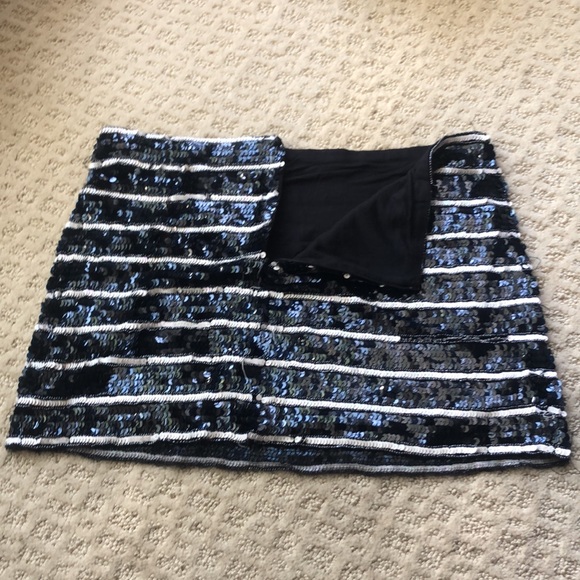 Gryphon sequin skirt - Picture 4 of 7